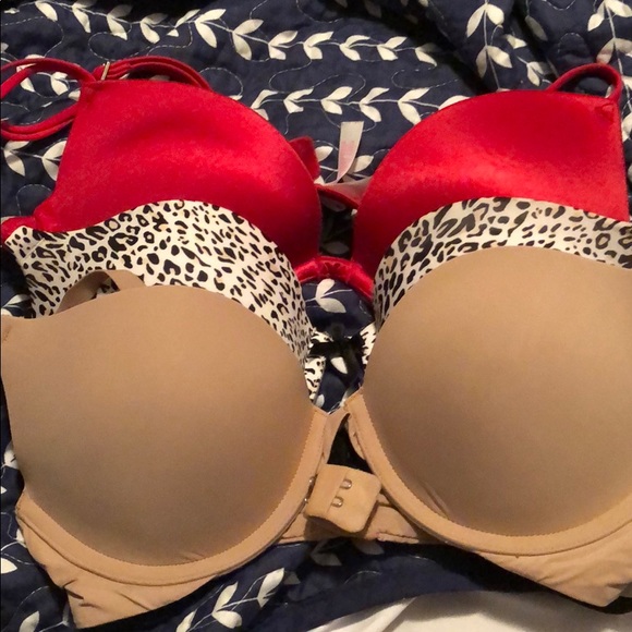 PINK Victoria's Secret Other - 3 vs/pink bras